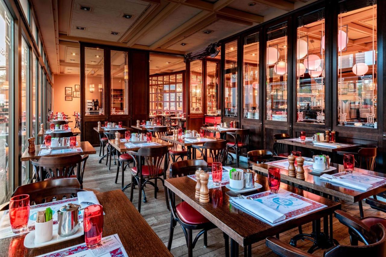 Frankfurt Marriott Hotel Frankfurt am Main Bagian luar foto Restaurant in Paris