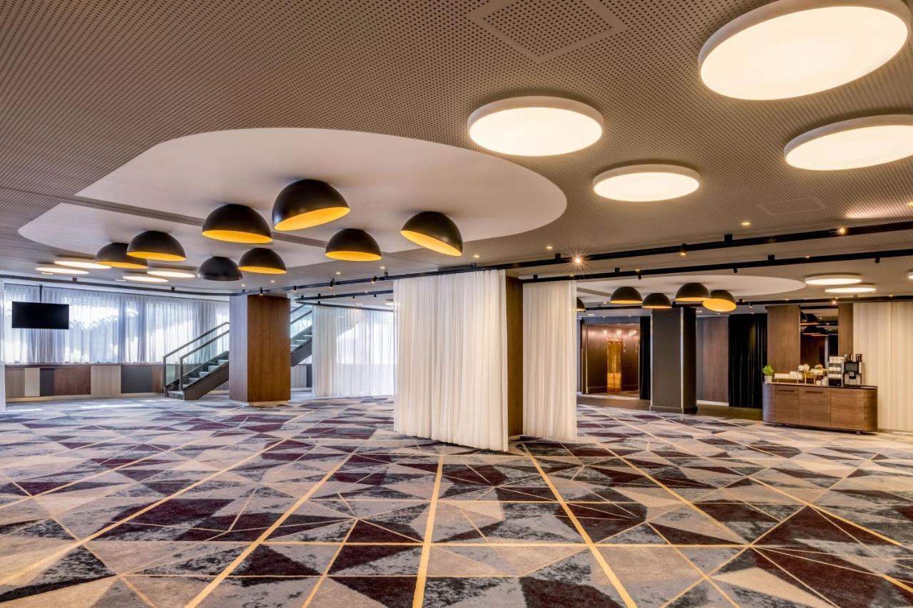Frankfurt Marriott Hotel Frankfurt am Main Bagian luar foto The interior of the hotel